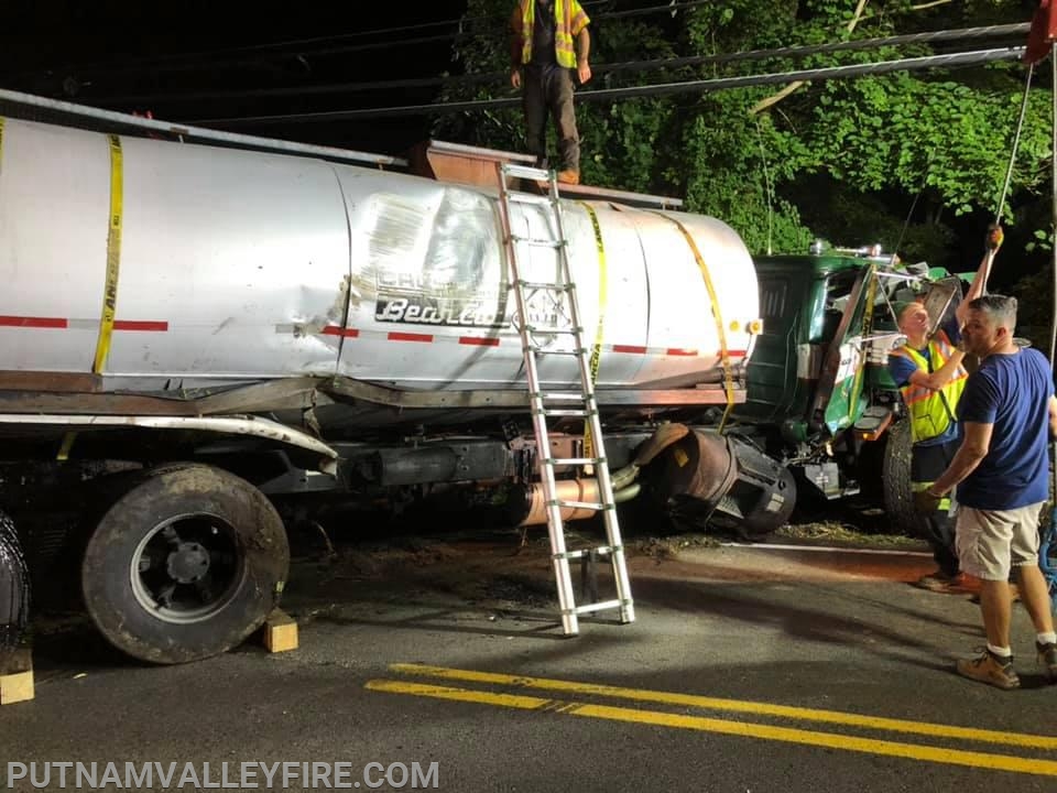 8/19/19 - Tanker Over-Turned on Peekskill Hollow Road