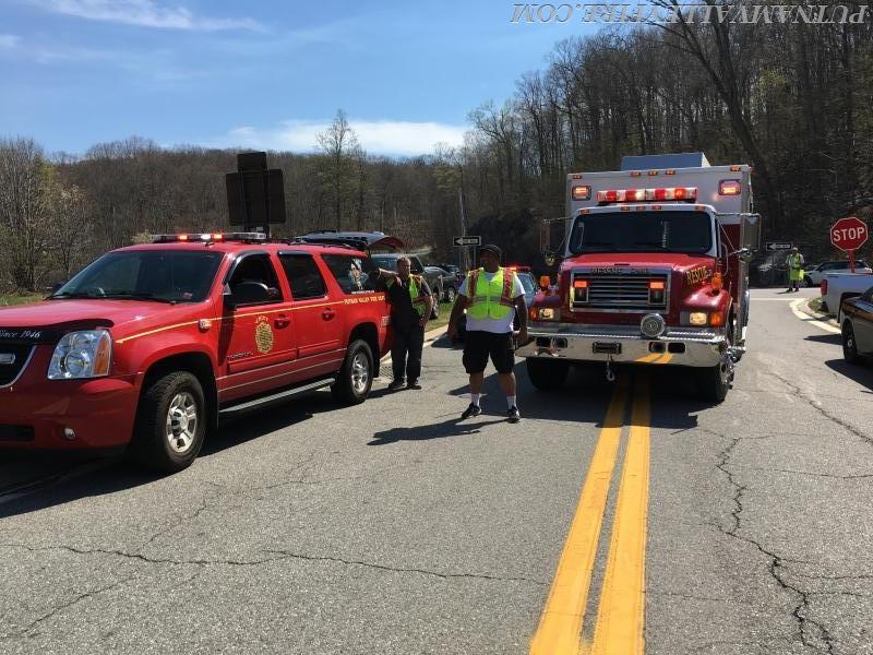 4/24/2016 - 2 car PIAA TSP NB/Pudding Street - Photo's Courtesy Anthony Proetta