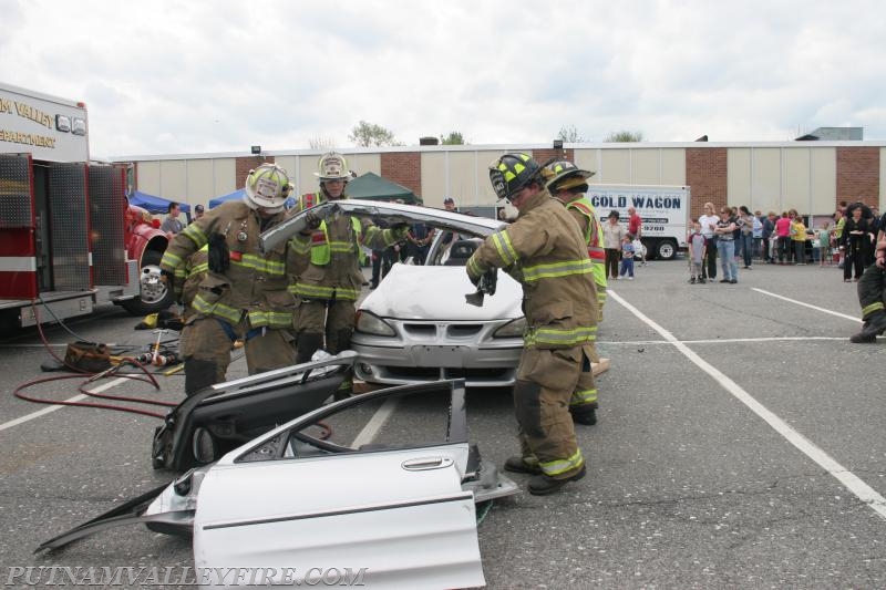 5/14/2016 PVFD Participates in the Annual Children's Expo & Safety Fair - Photo's courtesy of Lois Rizzi